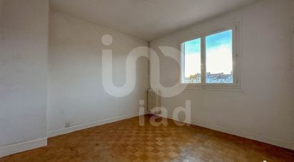 Apartment 3 rooms of 57 m² in Montluçon (03100)