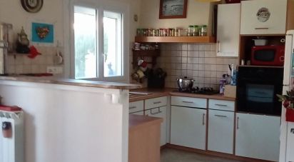 House 7 rooms of 132 m² in Tonnay-Charente (17430)