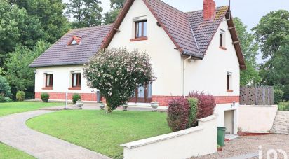 House 8 rooms of 161 m² in Sains-en-Amiénois (80680)