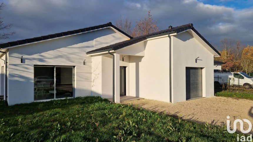 Maison 6 pièces de 119 m² à Castelsarrasin (82100)