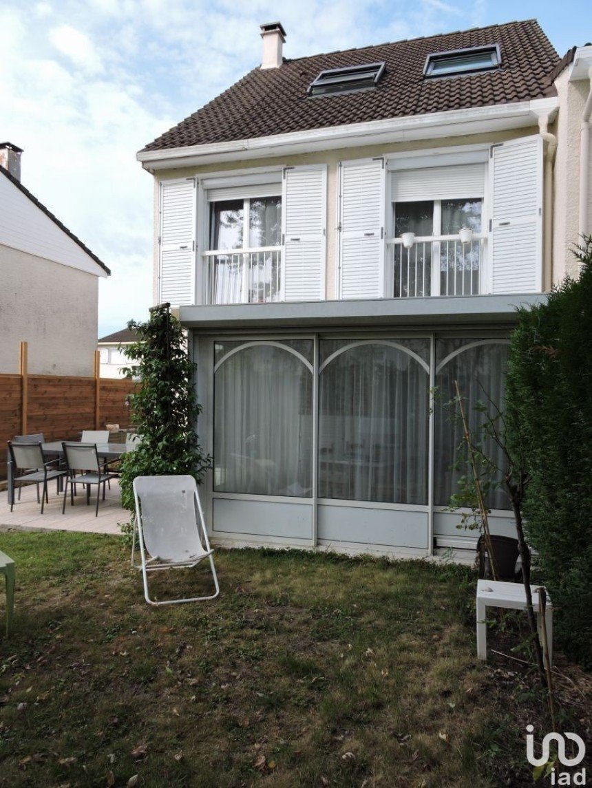 Maison 6 pièces de 150 m² à Montigny-le-Bretonneux (78180)