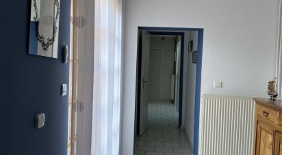 House 6 rooms of 230 m² in Noyal-sous-Bazouges (35560)