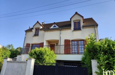 House 7 rooms of 154 m² in Noisy-le-Sec (93130)