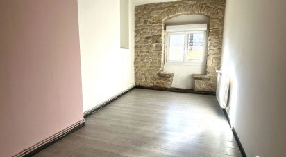 Appartement 5 pièces de 115 m² à Bagnols-sur-Cèze (30200)