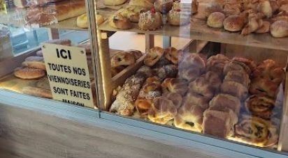 Bakery of 170 m² in Grenoble (38100)