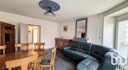 House 4 rooms of 107 m² in Saint-Vincent-Sterlanges (85110)