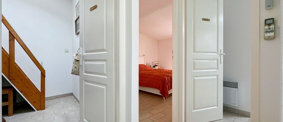 Maison 4 pièces de 72 m² à Cabrières (30210)