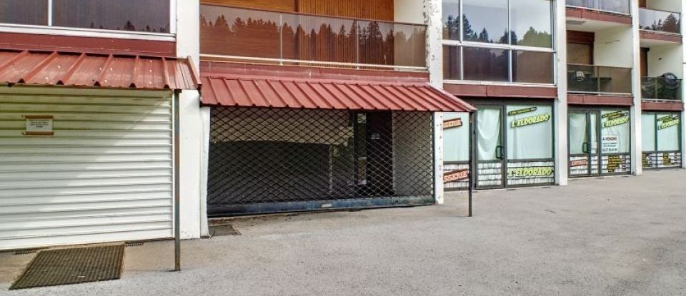 Retail property of 55 m² in Prémanon (39220)