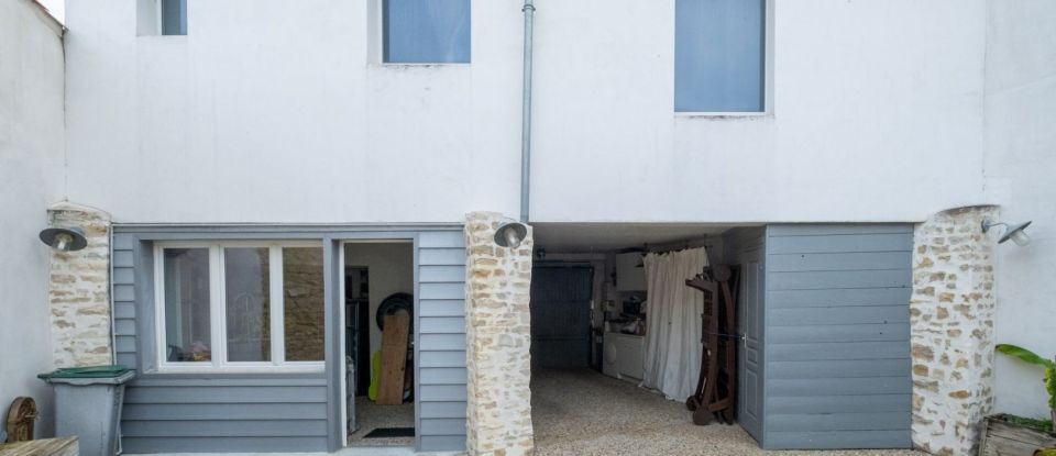 Maison 6 pièces de 164 m² à Rivedoux-Plage (17940)