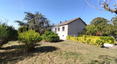 House 5 rooms of 65 m² in Verrières (86410)