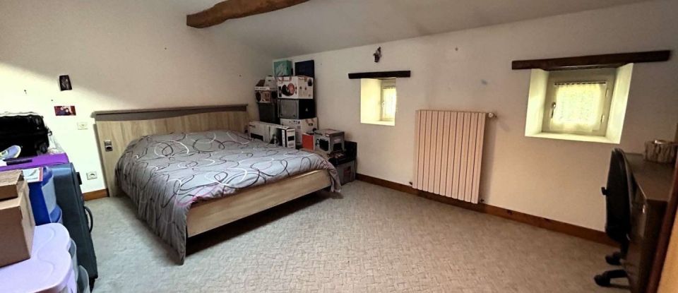 House 7 rooms of 200 m² in Saint-Aubin-le-Cloud (79450)