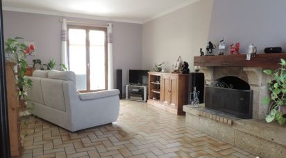 House 6 rooms of 145 m² in Saint-Fargeau-Ponthierry (77310)