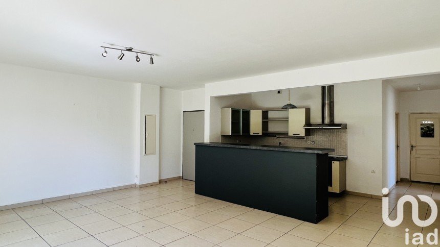 Apartment 4 rooms of 124 m² in Sainte-Marie (97438)