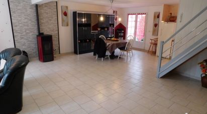 House 10 rooms of 212 m² in Cinais (37500)
