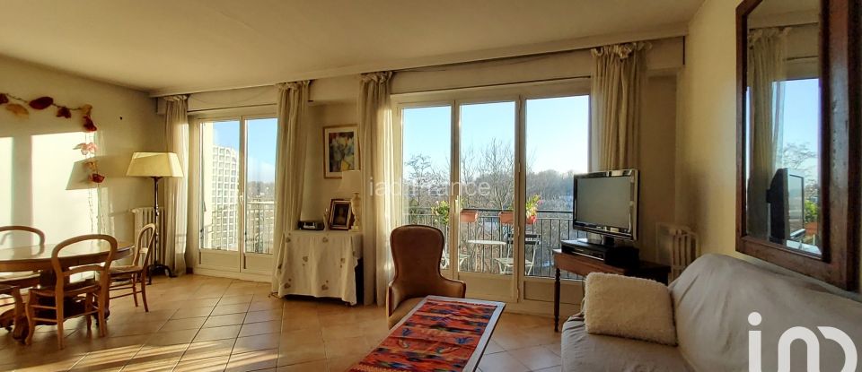 Apartment 4 rooms of 79 m² in Ville-d'Avray (92410)