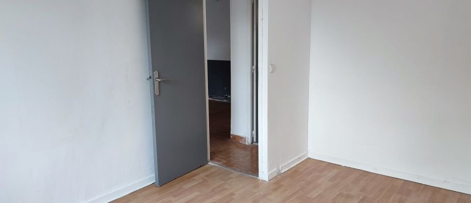 Appartement 2 pièces de 49 m² à Saint-Étienne (42100)