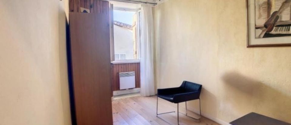 House 7 rooms of 185 m² in Saint-Cybardeaux (16170)