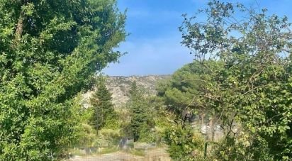 Land of 535 m² in Taillades (84300)