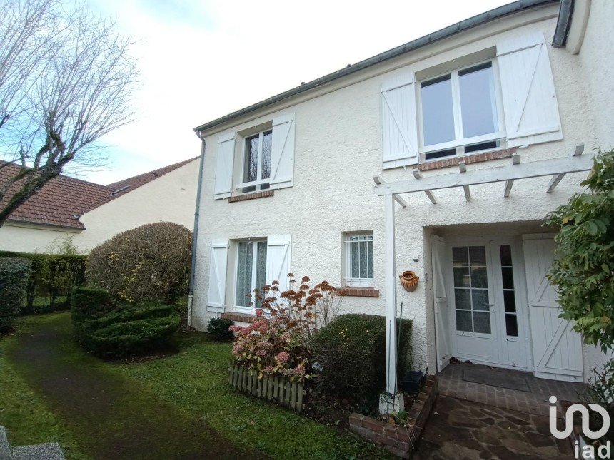 House 8 rooms of 200 m² in Champagne-sur-Oise (95660)