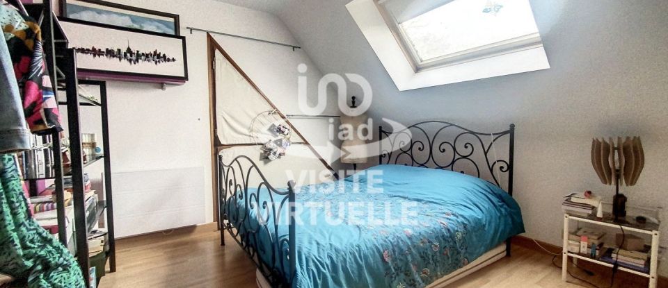 House 7 rooms of 156 m² in Thorigné-Fouillard (35235)