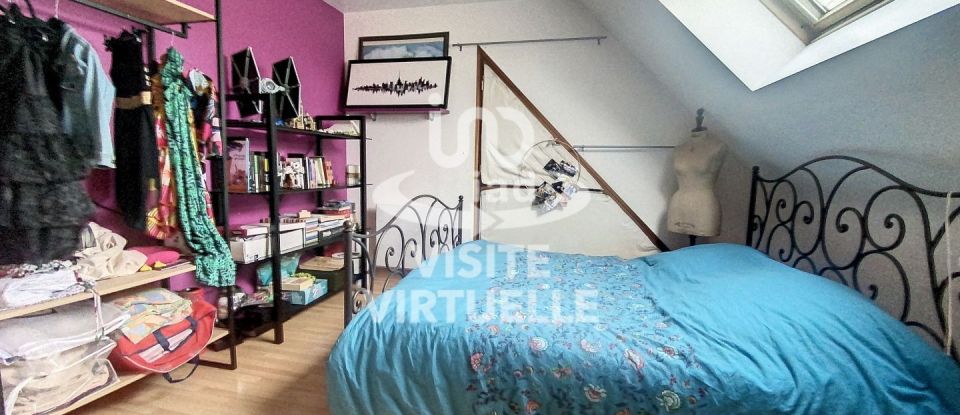 House 7 rooms of 156 m² in Thorigné-Fouillard (35235)