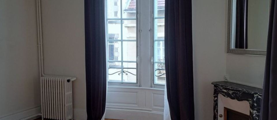 Appartement 6 pièces de 158 m² à Clermont-Ferrand (63000)