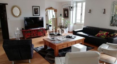 Appartement 5 pièces de 140 m² à Laval (53000)