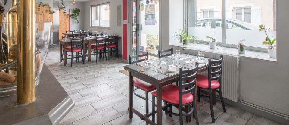 Brasserie-type bar of 102 m² in Moussy-le-Neuf (77230)