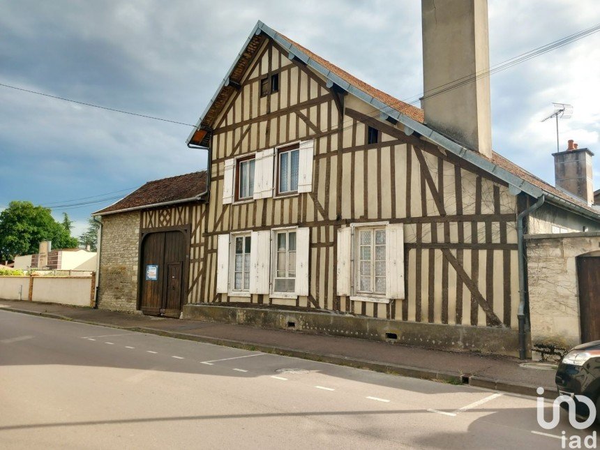 Maison 8 pièces de 185 m² à Brienne-le-Château (10500)