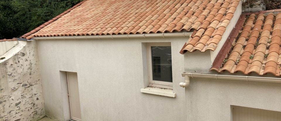 House 7 rooms of 160 m² in Mareuil-sur-Lay-Dissais (85320)