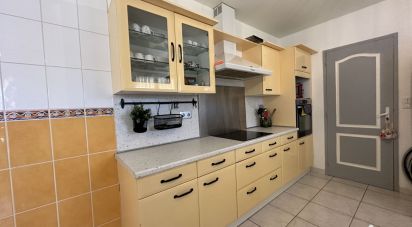 House 6 rooms of 155 m² in Ribaute-les-Tavernes (30720)