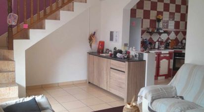 House 6 rooms of 140 m² in Le Tampon (97430)