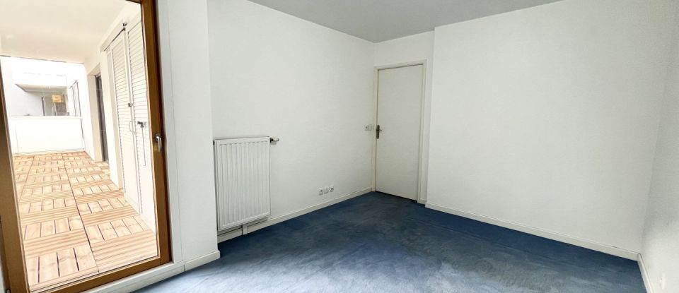 Apartment 3 rooms of 57 m² in Massy (91300)