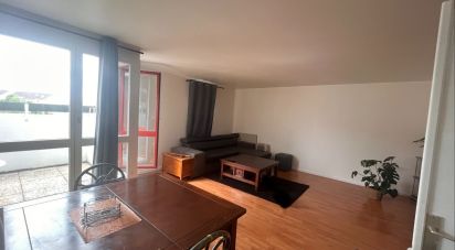 Apartment 4 rooms of 75 m² in Savigny-le-Temple (77176)