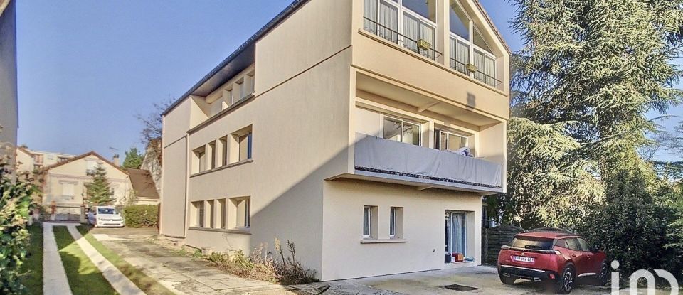 Apartment 4 rooms of 127 m² in Antony (92160)