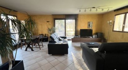 House 5 rooms of 120 m² in Allemond (38114)