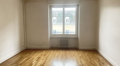 Apartment 3 rooms of 72 m² in Limoges (87000)