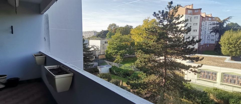 Apartment 4 rooms of 91 m² in Vitry-sur-Seine (94400)