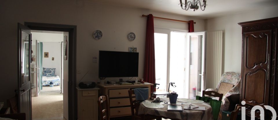 Town house 3 rooms of 76 m² in Rochefort (17300)
