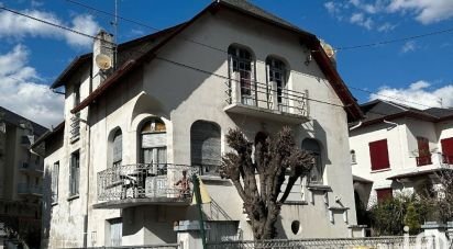House 8 rooms of 225 m² in Lourdes (65100)