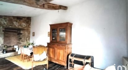 House 12 rooms of 300 m² in Confolens (16500)