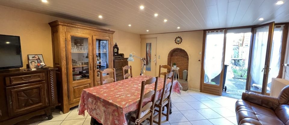 House 4 rooms of 98 m² in Le Vernet (03200)