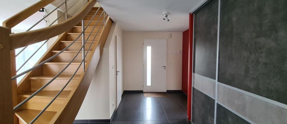 Maison 5 pièces de 174 m² à Velaine-en-Haye (54840)