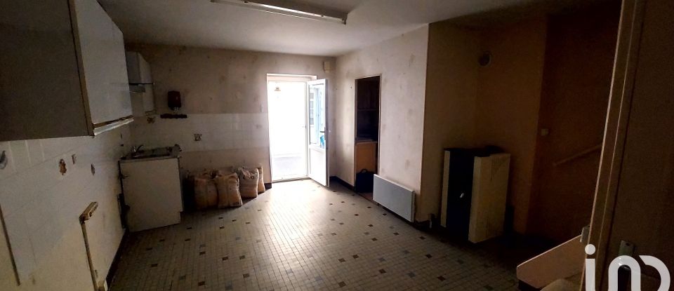 Town house 4 rooms of 70 m² in Loudun (86200)