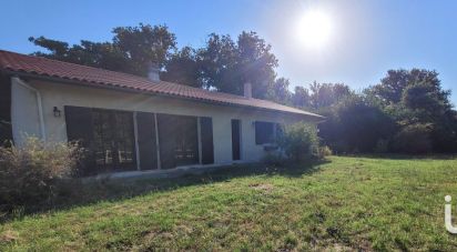 House 5 rooms of 119 m² in Chamadelle (33230)