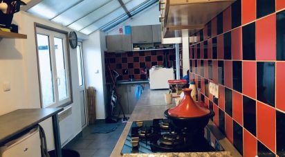 House 6 rooms of 85 m² in Hautmont (59330)