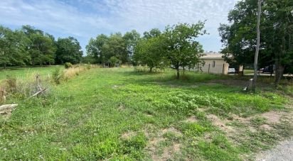 Land of 1,112 m² in Abzac (33230)