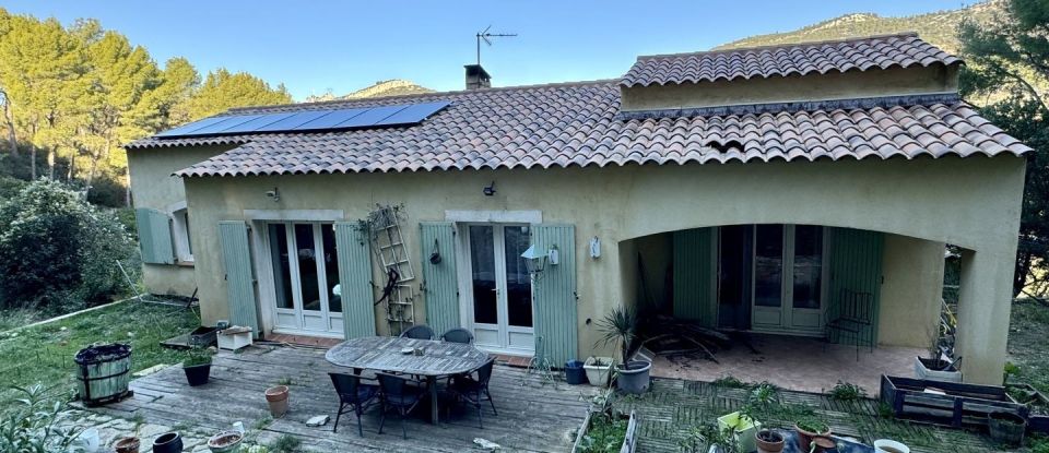 House 6 rooms of 197 m² in Toulon (83200)