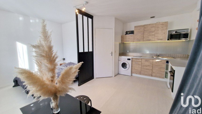 Apartment 1 room of 25 m² in Pontcarré (77135)