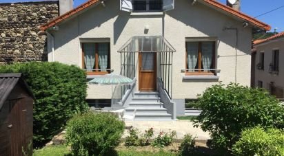 House 3 rooms of 77 m² in Royat (63130)